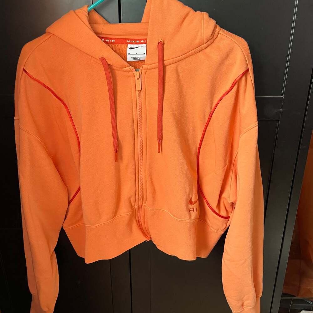 Nike woman’s medium hoodie